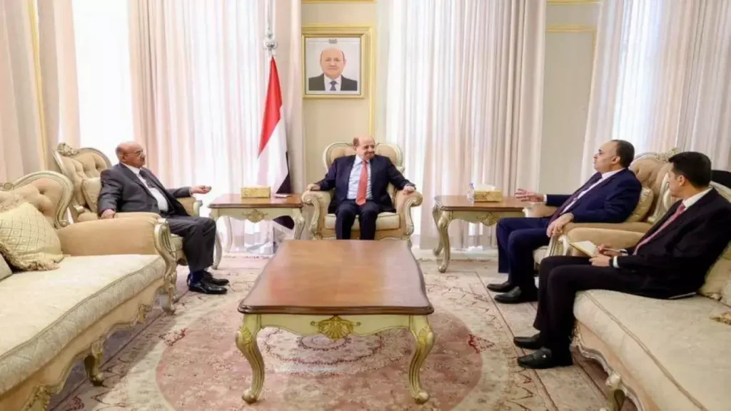 صرف 90 مليون دولار.. قرار الزنداني ينهي أزمة الرواتب المتأخرة في اليمن